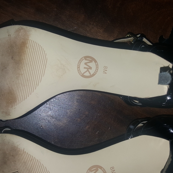 Michael Kors | Black | Patent Leather Heel - Picture 4 of 7